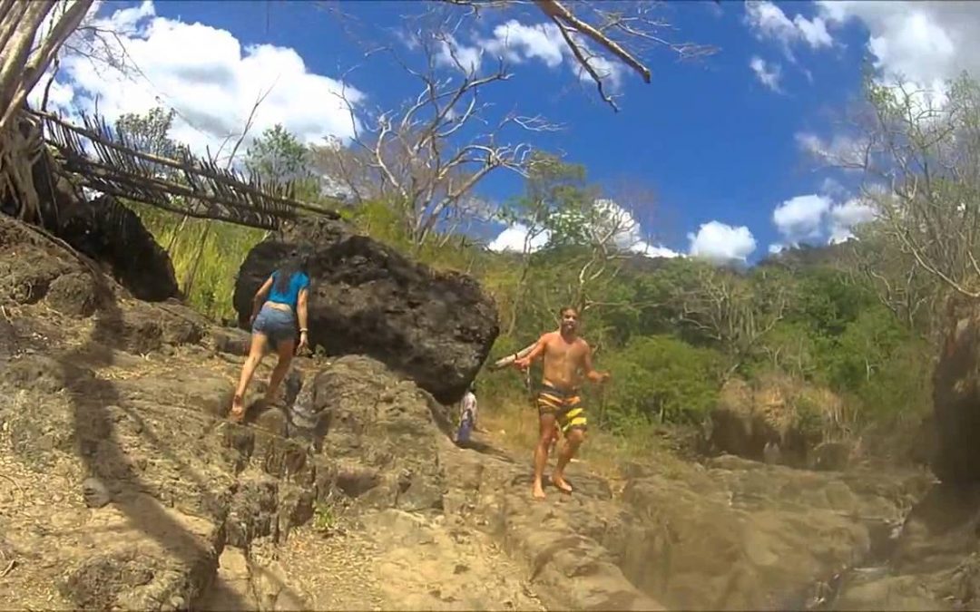 WASPcam action-sports camera: El Salvador Cliff Jumping