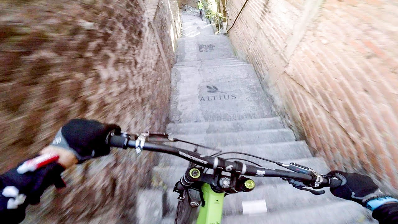 GoPro Awards: Rémy Métailler’s Crazy Urban DH Run in Mexico