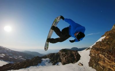 GoPro: Sunset Snowboarding with Sage Kotsenburg, Halldór Helgason and Sven Thorgren in 4K
