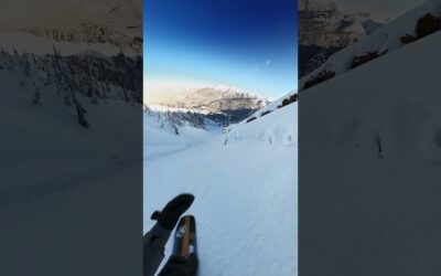 GoPro | Straight-Lining a Steep Chute 🎬 Che Contreras #Shorts