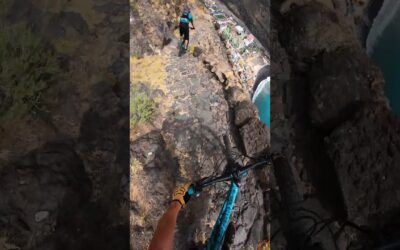 GoPro | Precise MTB Riding on a Cliff 🎬 Fran Pérez #Shorts