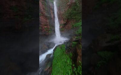 GoPro | Flying a Drone through a Waterfall 🎬 Fabio Tischler #Shorts #FPV