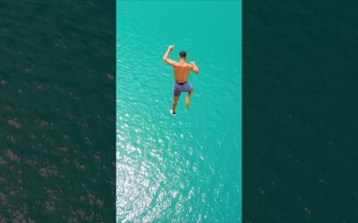Legendary cliff dive? Even better with the help of a drone 😎 #Insta360 #shorts #fyp #pov #fpv
