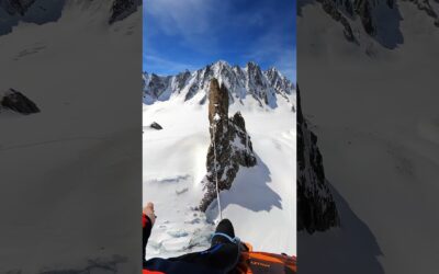 Scenic Highline POV in Chamonix 🎬 Antoine Mesnage #Shorts #Ski