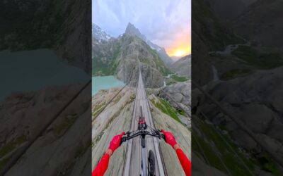 Don’t look down… 😳 Would You Ride THIS? #pov #mtb #stunt