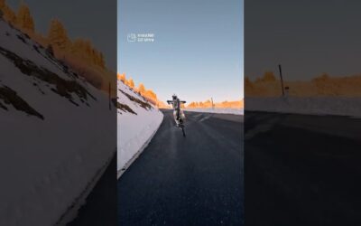 Hey can you hold this for a sec 😏 | Insta360 GO Ultra